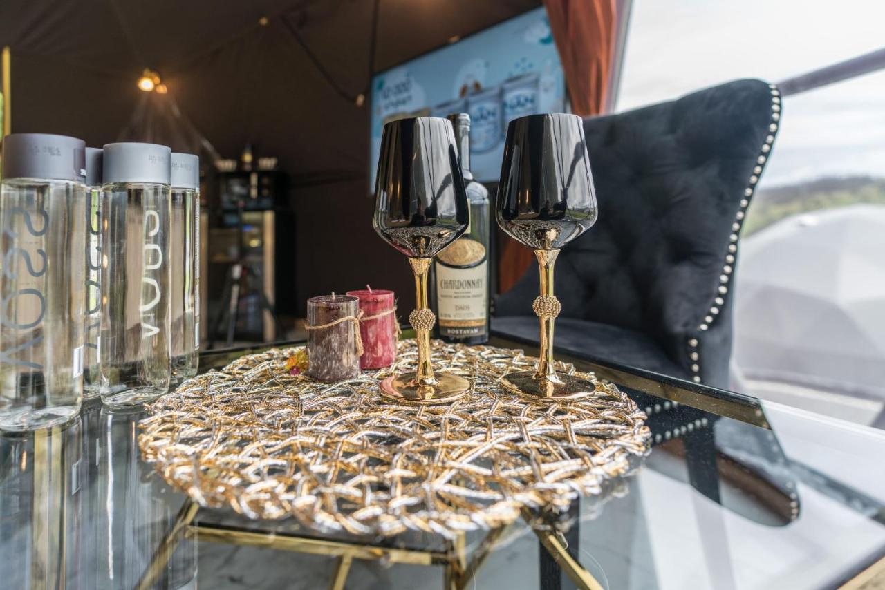 Glamp Royal Hotell Biały Dunajec Exteriör bild