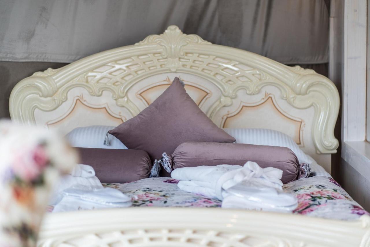 Glamp Royal Hotell Biały Dunajec Exteriör bild