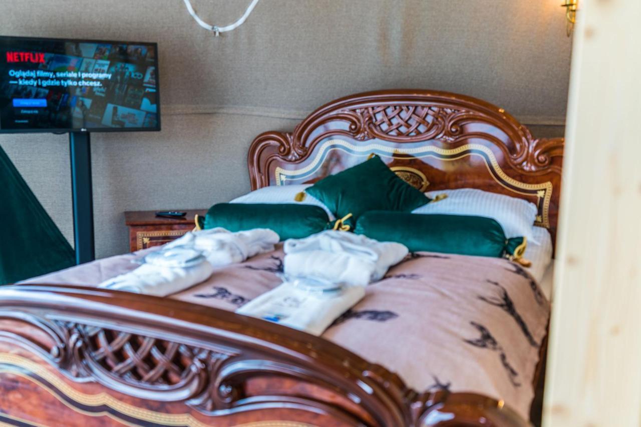 Glamp Royal Hotell Biały Dunajec Exteriör bild