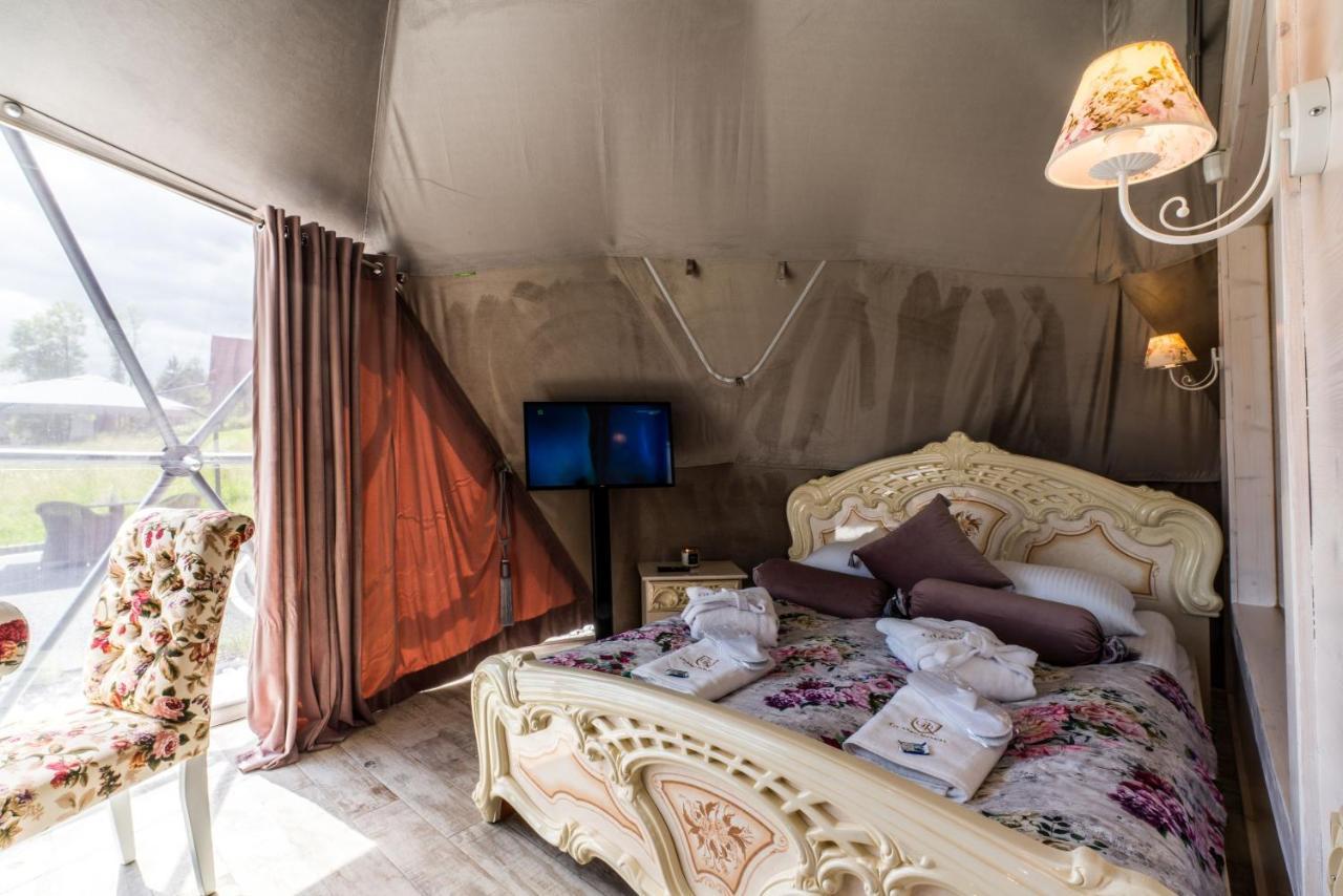 Glamp Royal Hotell Biały Dunajec Exteriör bild